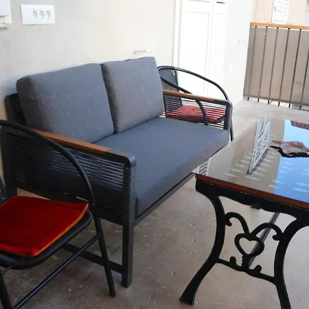 Charming Flat Near Center And Apartmán *