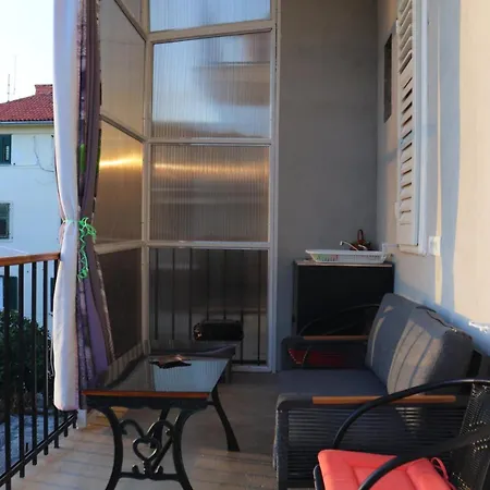 Charming Flat Near Center And アパート *