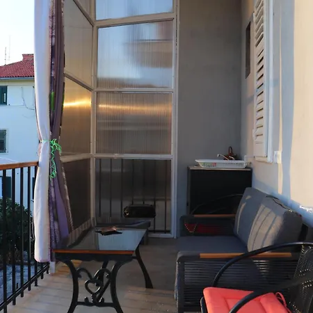 Charming Flat Near Center And * スプリト