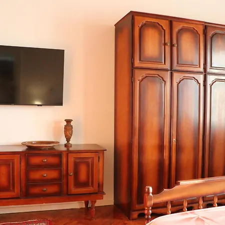 Charming Flat Near Center And アパート